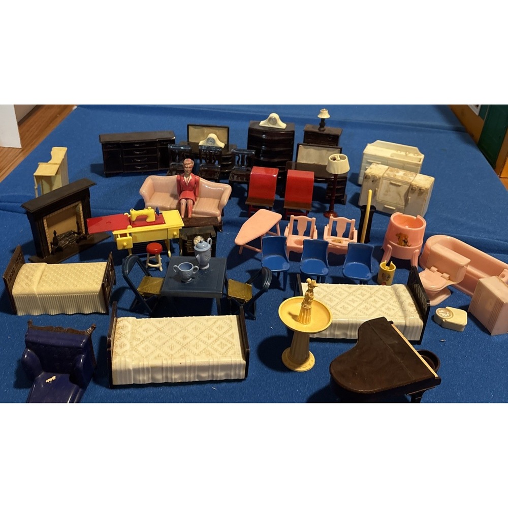 Renwal Vintage Plastic Dollhouse Jolly Twins Household Furniture Large LOT & MOM